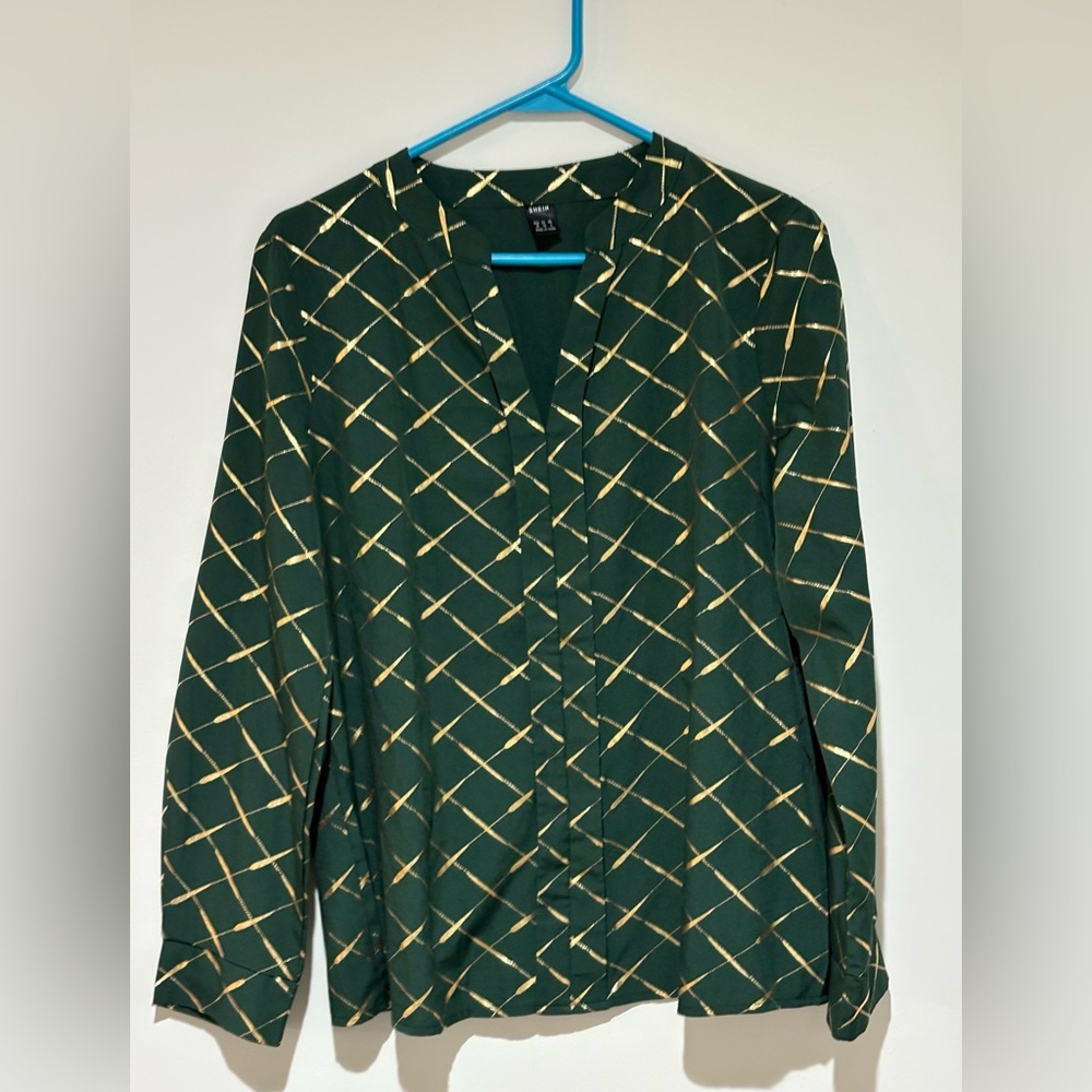 SHEIN Emerald and Gold Patterned Blouse
